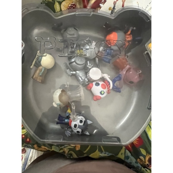 Minitoon Phatmojo PIGGY Lot of 9 Mini Action Figure Vinyl Toys 3